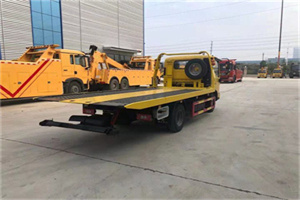 抚松非事故拖车